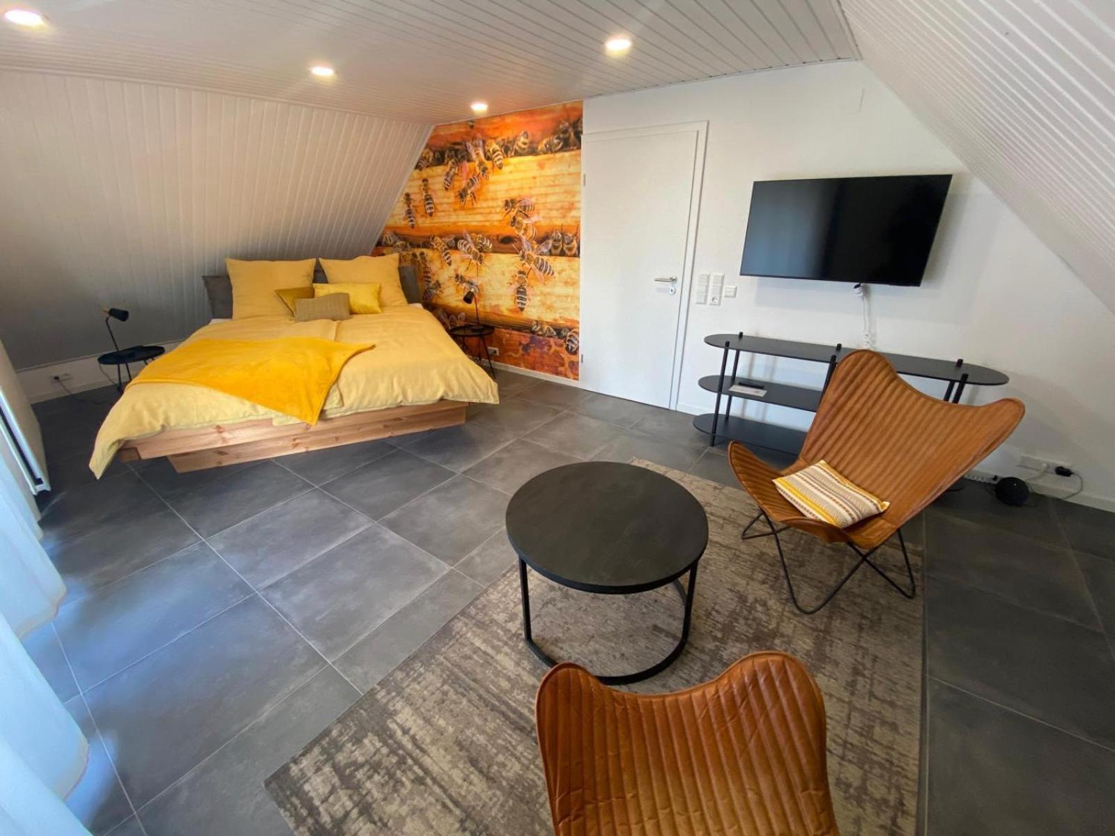 Bienenstock Apartamento Venningen Exterior foto